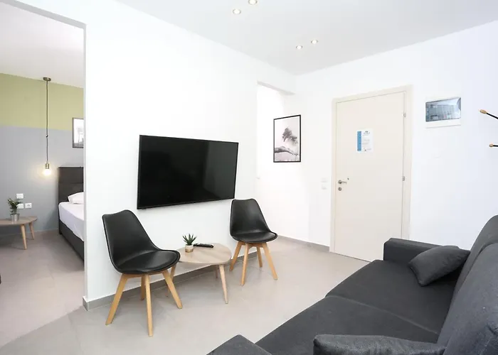 Downtown Seaside Suites